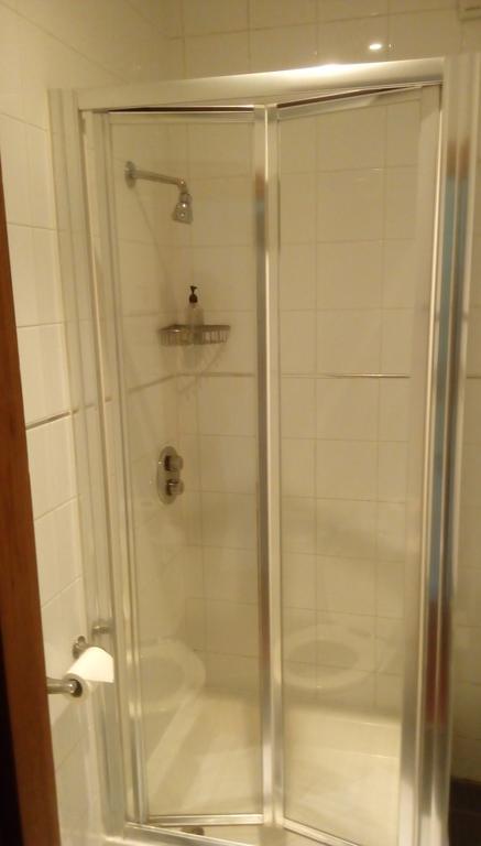 The Brent Hotel - London - Wembley Хароу Екстериор снимка