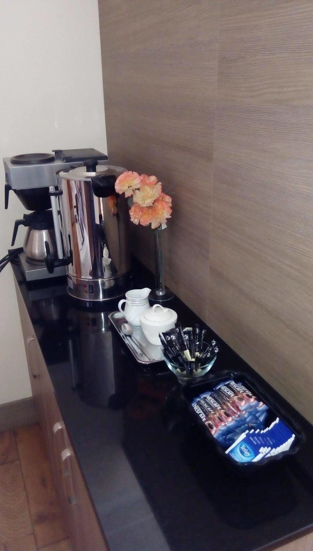 The Brent Hotel - London - Wembley Хароу Екстериор снимка