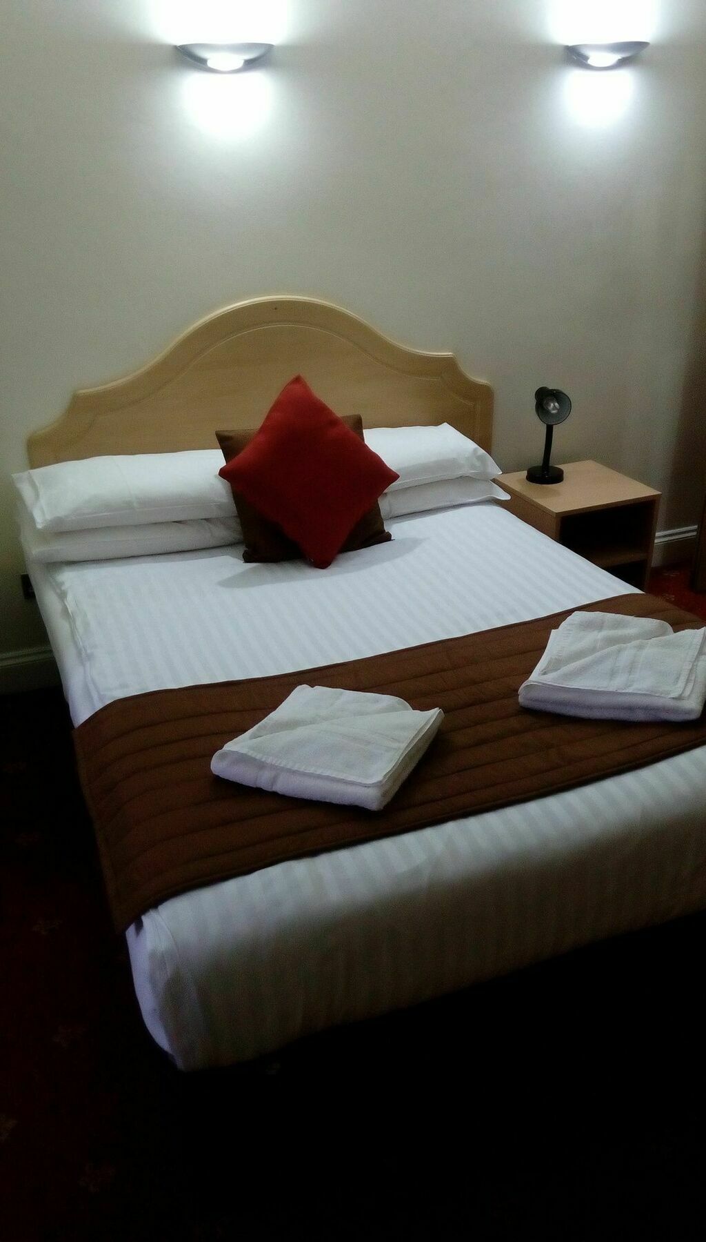 The Brent Hotel - London - Wembley Хароу Екстериор снимка