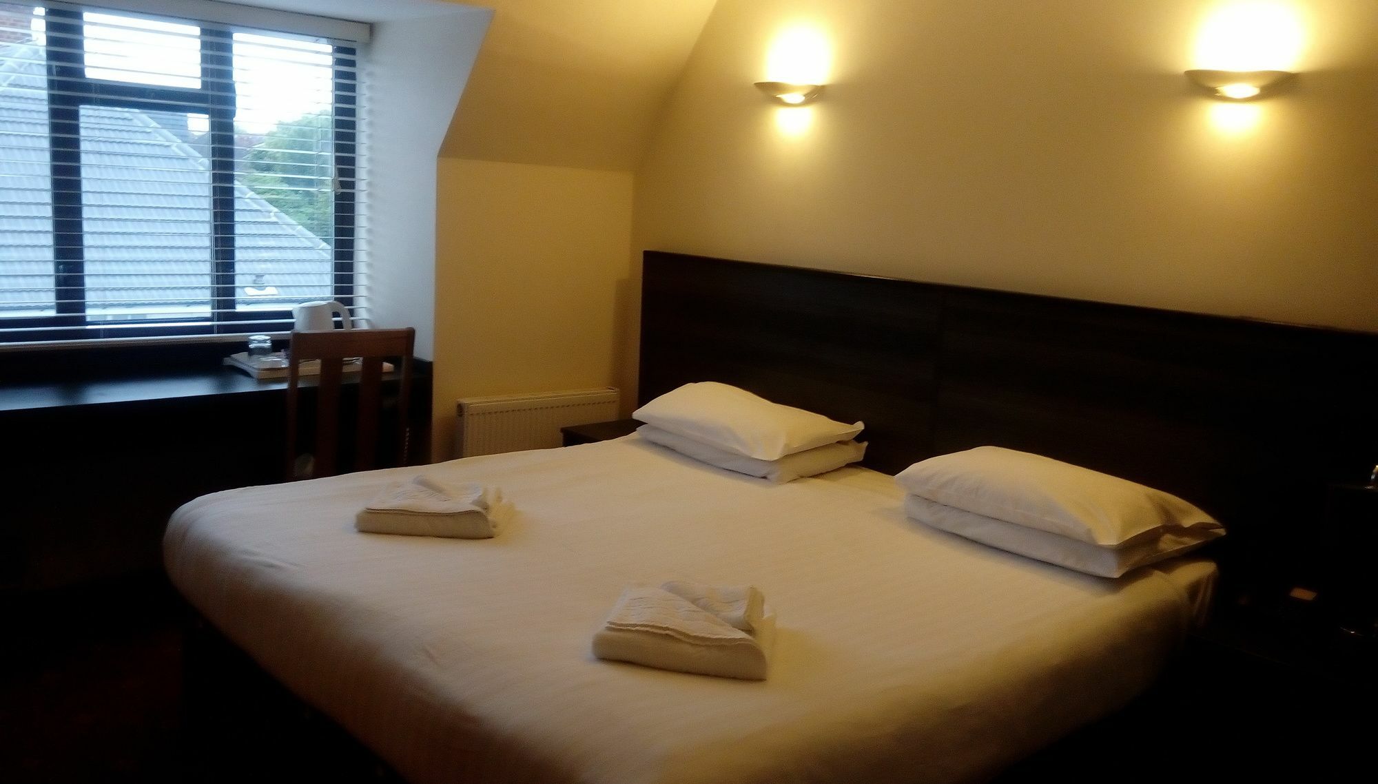 The Brent Hotel - London - Wembley Хароу Екстериор снимка